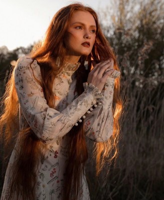 za za pokaz vesenne letnej kollekcii 2020 ss20 mbfw russia 2019