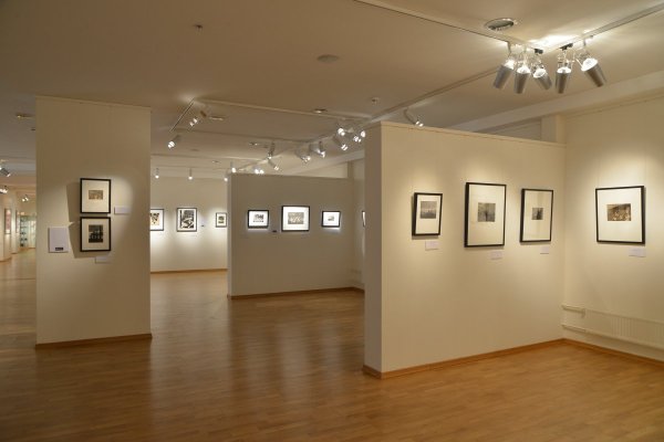 В Галерее классической фотографии проходит выставка фоторабот, снятых на «Хольгу»